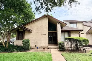 7202 S Dairy Ashford Rd, Houston, TX 77072 - Photo 2