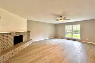 4854 Prairie Ridge Rd, Houston, TX 77053 - Photo 2