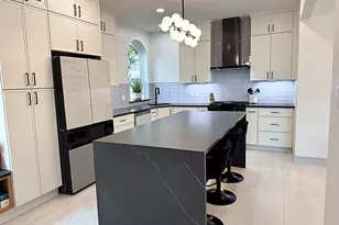 9822 Oak Point Dr, Houston, TX 77055 - Photo 16