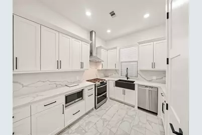 2416 Sumpter Street #A, Houston, TX 77026 - Photo 4