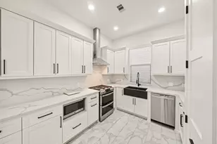 2416 Sumpter St, Houston, TX 77026 - Photo 4
