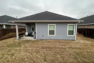 31634 Eldorado Ln, Fulshear, TX 77441 - Photo 2