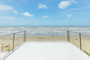 13210 Bermuda Beach Dr, Galveston, TX 77554 - Photo 12