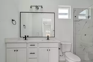 8405 Schneider St, Houston, TX 77093 - Photo 40