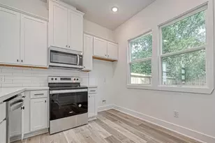 8405 Schneider St, Houston, TX 77093 - Photo 30