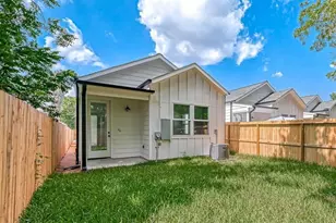 8405 Schneider St, Houston, TX 77093 - Photo 22