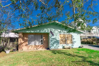 529 E Shore Drive, Clear Lake Shores, TX 77565 - Photo 4