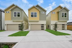 7542 Charlie St, Houston, TX 77088 - Photo 2