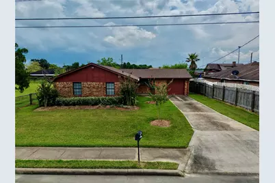 2565 W Virginia Street, Beaumont, TX 77705 - Photo 1