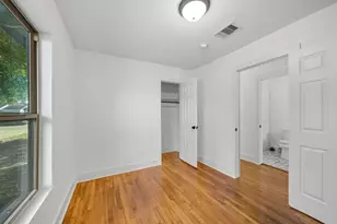 61 Trenwood Ln, Houston, TX 77022 - Photo 12