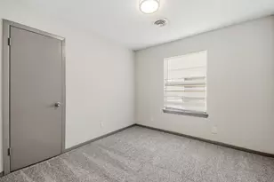 5413 Vae Dr, Baytown, TX 77521 - Photo 4