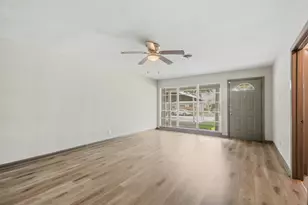 5413 Vae Dr, Baytown, TX 77521 - Photo 2
