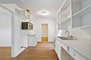 271 Muriel St, La Marque, TX 77568 - Photo 8