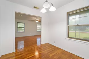 271 Muriel St, La Marque, TX 77568 - Photo 6