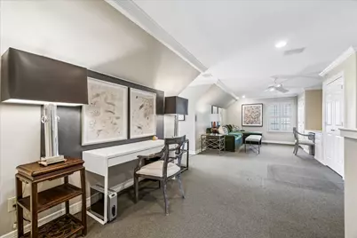 2627 Sutton Court, Houston, TX 77027 - Photo 26