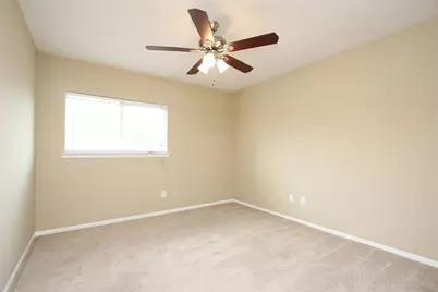 10243 Mills Run Drive, Houston, TX 77070 - Photo 16