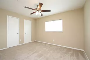 10243 Mills Run Dr, Houston, TX 77070 - Photo 18