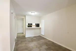 6601 Sands Point Dr, Houston, TX 77074 - Photo 4