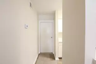 6601 Sands Point Dr, Houston, TX 77074 - Photo 6