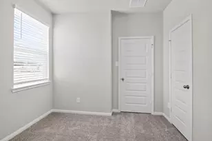 2469 Carp Dr, Conroe, TX 77384 - Photo 12