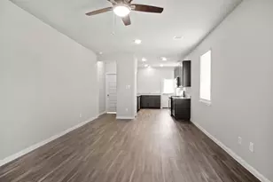 2469 Carp Dr, Conroe, TX 77384 - Photo 2