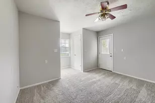 6923 Jeb Stuart Dr, Richmond, TX 77469 - Photo 8