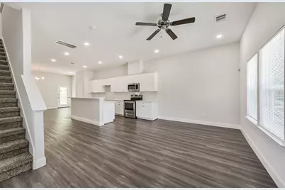 5604 Eastland Street, Houston, TX 77028 - Photo 4