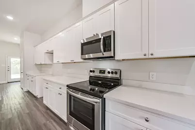 5604 Eastland Street, Houston, TX 77028 - Photo 8