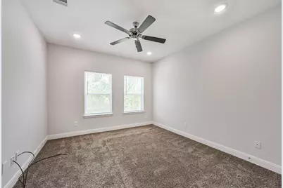 5604 Eastland Street, Houston, TX 77028 - Photo 16