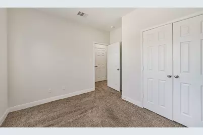 5604 Eastland Street, Houston, TX 77028 - Photo 24