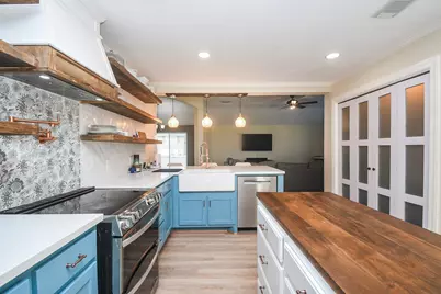 10823 Windswept, Montgomery, TX 77356 - Photo 14