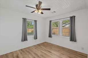 4501 E 38th St, Dickinson, TX 77539 - Photo 22