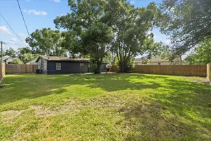 4501 E 38th St, Dickinson, TX 77539 - Photo 28
