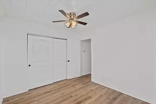 4501 E 38th St, Dickinson, TX 77539 - Photo 20