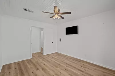 4501 E 38th Street, Dickinson, TX 77539 - Photo 18