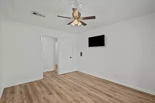 4501 E 38th St, Dickinson, TX 77539 - Photo 18