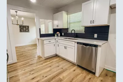 4501 E 38th Street, Dickinson, TX 77539 - Photo 4