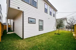 2307 Gagne St, Houston, TX 77020 - Photo 32