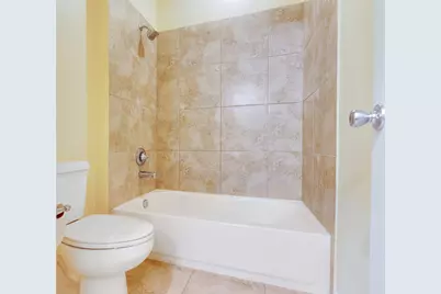 7923 Ashford Trace Drive, Houston, TX 77072 - Photo 32