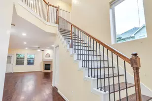 7923 Ashford Trace Dr, Houston, TX 77072 - Photo 6