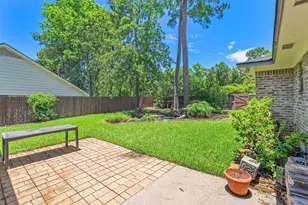 826 N Rivershire Dr, Conroe, TX 77304 - Photo 30