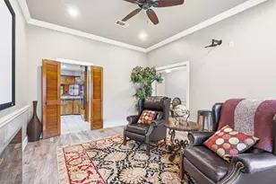 826 N Rivershire Dr, Conroe, TX 77304 - Photo 10