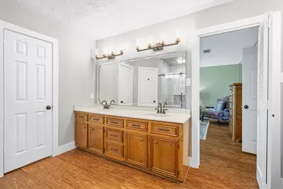 826 N Rivershire Drive, Conroe, TX 77304 - Photo 20