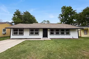 5935 Southseas St, Houston, TX 77033 - Photo 1