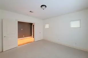 6830 Staffordshire Blvd, Houston, TX 77030 - Photo 8