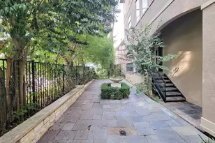 6830 Staffordshire Blvd, Houston, TX 77030 - Photo 4