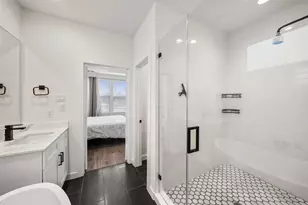 306 W Donovan St, Houston, TX 77091 - Photo 30