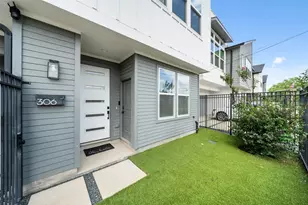 306 W Donovan St, Houston, TX 77091 - Photo 4