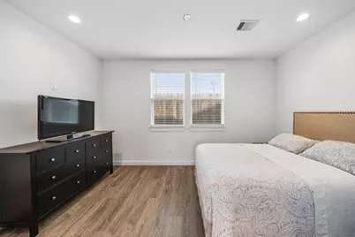 306 W Donovan Street, Houston, TX 77091 - Photo 14