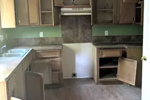 150 E 3rd St, Groveton, TX 75845 - Photo 6